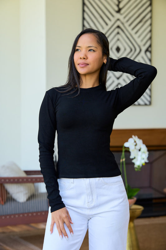 Signature Long Sleeve Crew Neck Tee